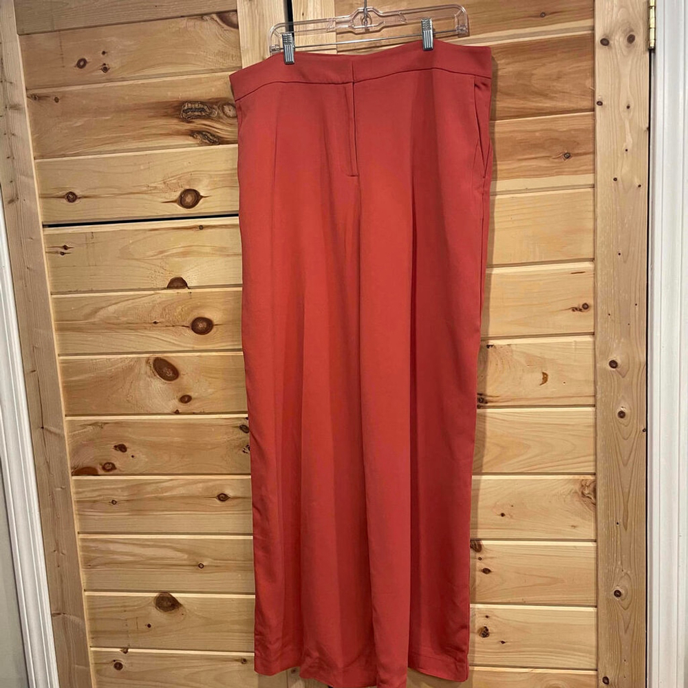 Boden Wide-Leg Trousers in Rust Red